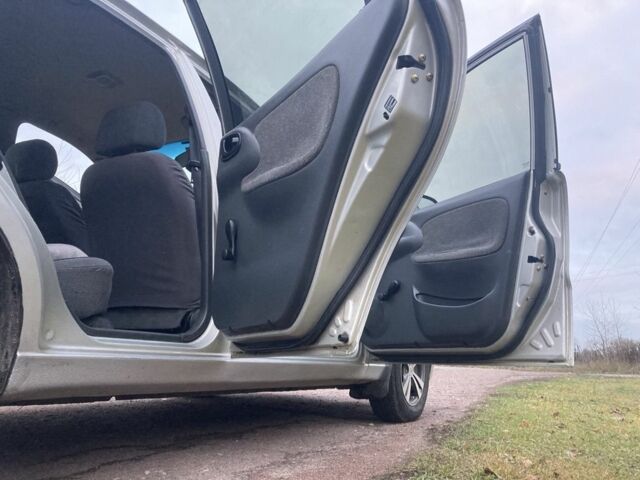 Серый Дэу Сенс, объемом двигателя 1.3 л и пробегом 300 тыс. км за 1999 $, фото 16 на Automoto.ua