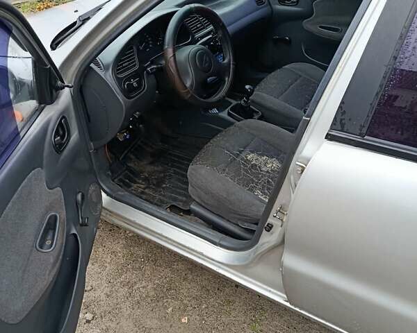 Серый Дэу Сенс, объемом двигателя 1.3 л и пробегом 268 тыс. км за 1200 $, фото 2 на Automoto.ua