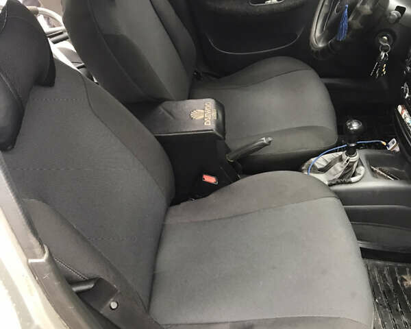 Сірий Деу Сенс, об'ємом двигуна 1.3 л та пробігом 263 тис. км за 1500 $, фото 3 на Automoto.ua