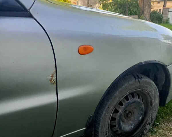 Сірий Деу Сенс, об'ємом двигуна 1.3 л та пробігом 453 тис. км за 2000 $, фото 4 на Automoto.ua