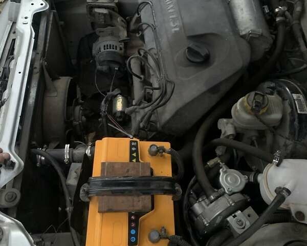 Сірий Деу Сенс, об'ємом двигуна 1.3 л та пробігом 199 тис. км за 2200 $, фото 3 на Automoto.ua