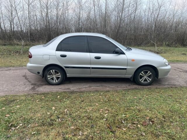 Серый Дэу Сенс, объемом двигателя 1.3 л и пробегом 300 тыс. км за 1999 $, фото 7 на Automoto.ua