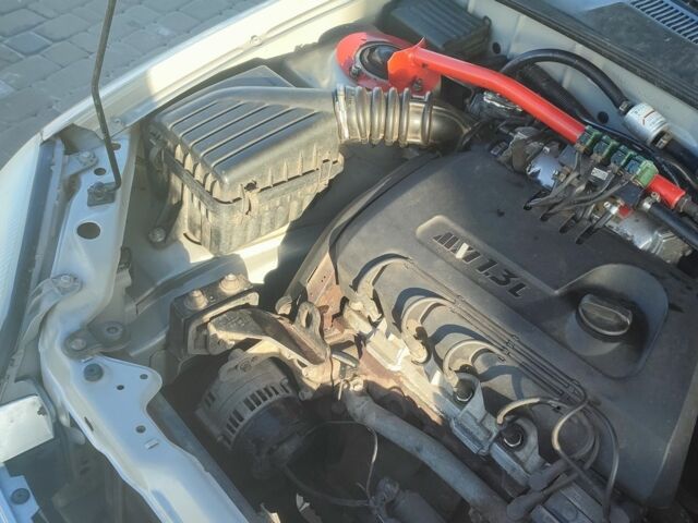 Деу Сенс 2005 у Умани на Automoto.ua Сірий Деу Сенс, об'ємом двигуна 1.3 л та пробігом 240 тис. км за 1950 $, фото 4 на Automoto.ua