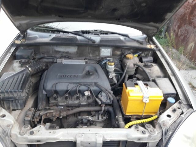 Серый Дэу Сенс, объемом двигателя 1.3 л и пробегом 180 тыс. км за 1923 $, фото 4 на Automoto.ua