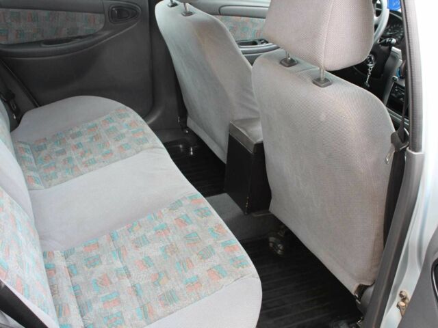 Деу Сенс 2005 у Житомирі на Automoto.ua Сірий Деу Сенс, об'ємом двигуна 1.6 л та пробігом 215 тис. км за 1750 $, фото 10 на Automoto.ua