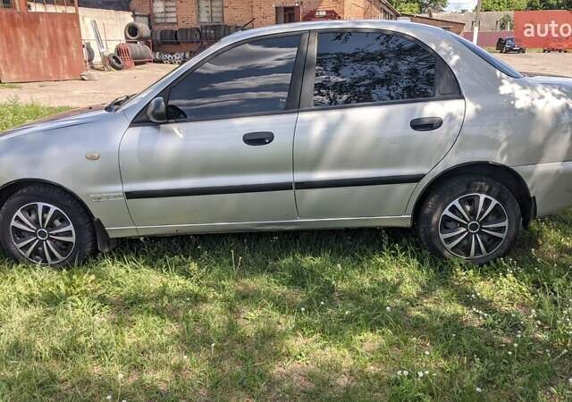 Сірий Деу Сенс, об'ємом двигуна 1.3 л та пробігом 152 тис. км за 2000 $, фото 7 на Automoto.ua