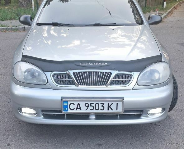 Сірий Деу Сенс, об'ємом двигуна 1.5 л та пробігом 185 тис. км за 2000 $, фото 1 на Automoto.ua