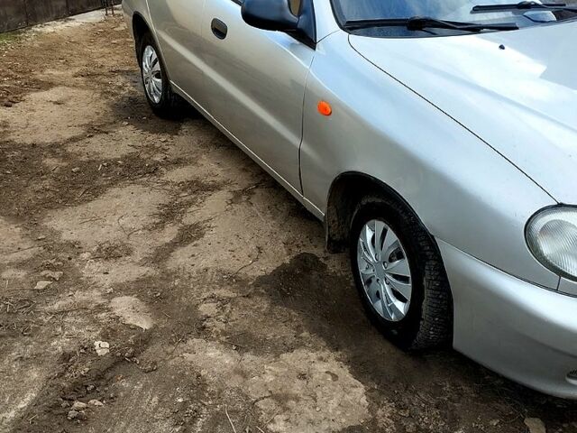 Сірий Деу Сенс, об'ємом двигуна 1.3 л та пробігом 160 тис. км за 2000 $, фото 3 на Automoto.ua