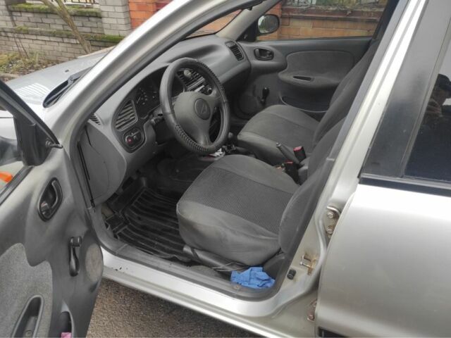 Сірий Деу Сенс, об'ємом двигуна 1.3 л та пробігом 220 тис. км за 1500 $, фото 5 на Automoto.ua