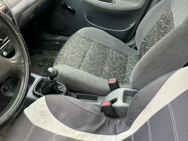 Сірий Деу Сенс, об'ємом двигуна 1.3 л та пробігом 184 тис. км за 1000 $, фото 5 на Automoto.ua