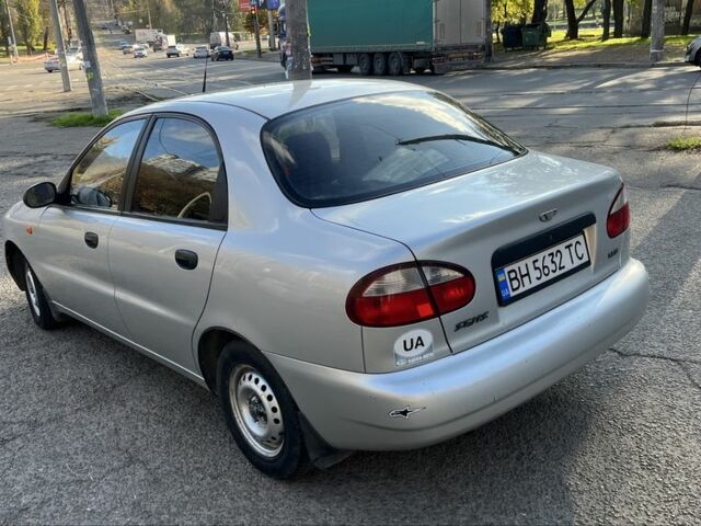 Сірий Деу Сенс, об'ємом двигуна 1.3 л та пробігом 162 тис. км за 2000 $, фото 2 на Automoto.ua