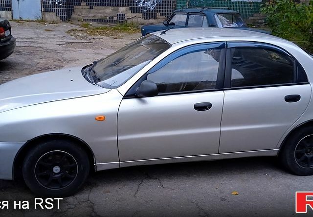 Серый Дэу Сенс, объемом двигателя 1.3 л и пробегом 180 тыс. км за 1250 $, фото 2 на Automoto.ua