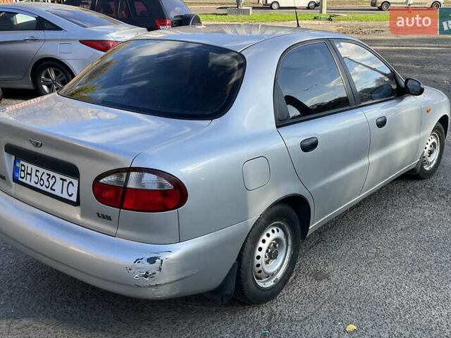 Сірий Деу Сенс, об'ємом двигуна 1.3 л та пробігом 162 тис. км за 2000 $, фото 3 на Automoto.ua