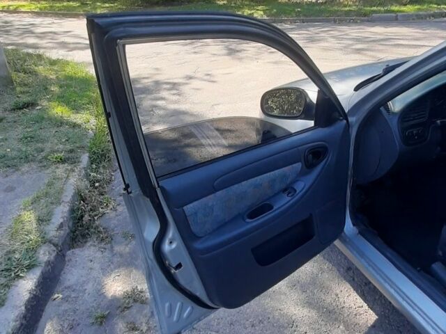 Сірий Деу Сенс, об'ємом двигуна 1.5 л та пробігом 10 тис. км за 2100 $, фото 9 на Automoto.ua