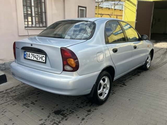 Сірий Деу Сенс, об'ємом двигуна 1.6 л та пробігом 250 тис. км за 3050 $, фото 6 на Automoto.ua