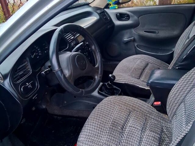Сірий Деу Сенс, об'ємом двигуна 1.3 л та пробігом 237 тис. км за 1150 $, фото 7 на Automoto.ua