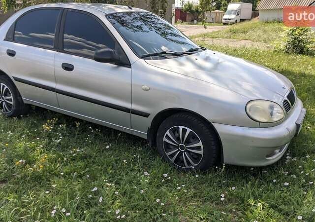 Сірий Деу Сенс, об'ємом двигуна 1.3 л та пробігом 152 тис. км за 2000 $, фото 4 на Automoto.ua