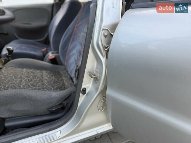 Сірий Деу Сенс, об'ємом двигуна 1.3 л та пробігом 150 тис. км за 1650 $, фото 10 на Automoto.ua