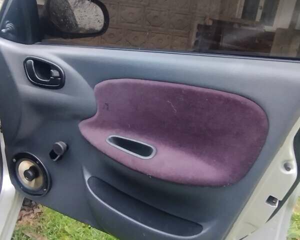 Серый Дэу Сенс, объемом двигателя 1.3 л и пробегом 185 тыс. км за 1400 $, фото 2 на Automoto.ua