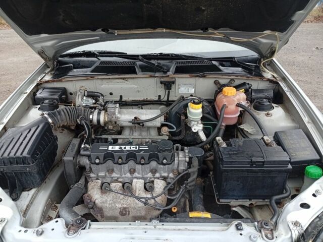 Серый Дэу Сенс, объемом двигателя 1.5 л и пробегом 120 тыс. км за 1250 $, фото 7 на Automoto.ua