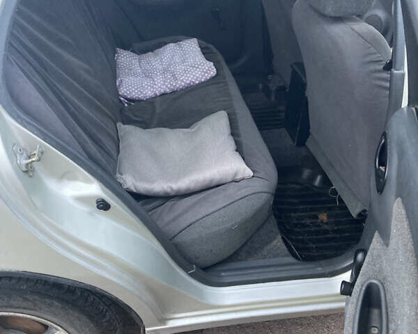 Сірий Деу Сенс, об'ємом двигуна 1.3 л та пробігом 300 тис. км за 1999 $, фото 18 на Automoto.ua