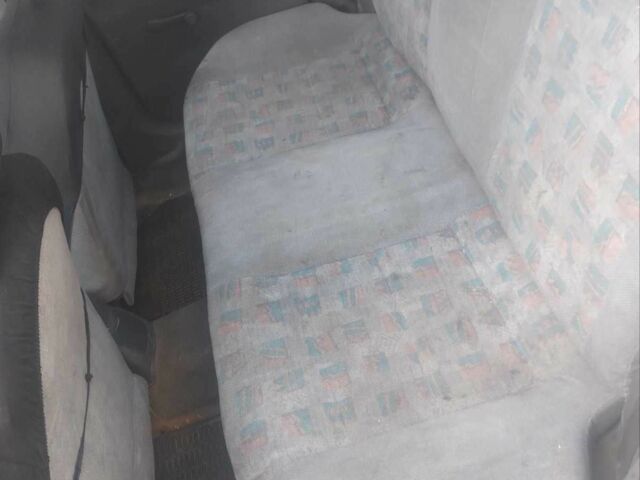 Сірий Деу Сенс, об'ємом двигуна 1.6 л та пробігом 270 тис. км за 65000 $, фото 5 на Automoto.ua