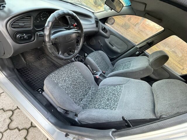 Серый Дэу Сенс, объемом двигателя 1.5 л и пробегом 310 тыс. км за 2350 $, фото 9 на Automoto.ua