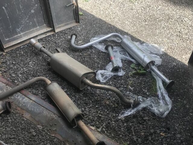 Серый Дэу Сенс, объемом двигателя 1.5 л и пробегом 250 тыс. км за 2381 $, фото 2 на Automoto.ua