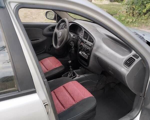 Сірий Деу Сенс, об'ємом двигуна 1.3 л та пробігом 250 тис. км за 1500 $, фото 3 на Automoto.ua