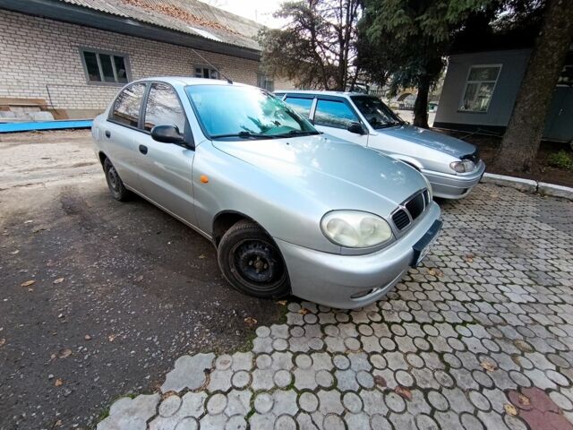 Сірий Деу Сенс, об'ємом двигуна 1.5 л та пробігом 270 тис. км за 1700 $, фото 3 на Automoto.ua