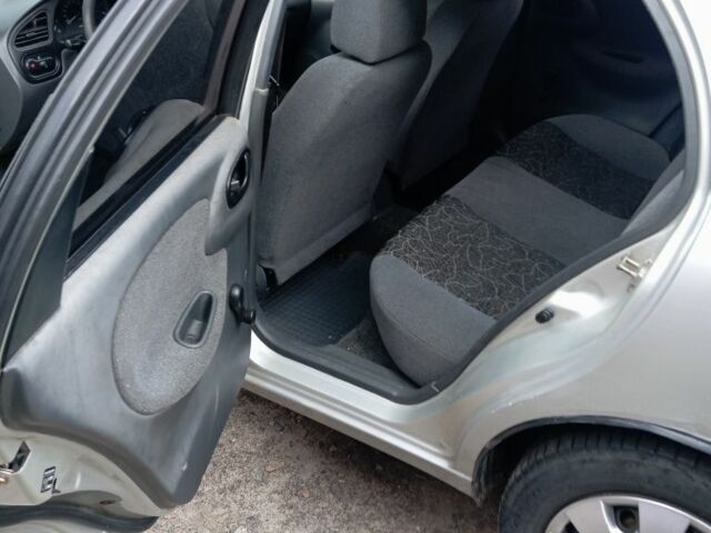 Серый Дэу Сенс, объемом двигателя 1.5 л и пробегом 117 тыс. км за 2295 $, фото 3 на Automoto.ua