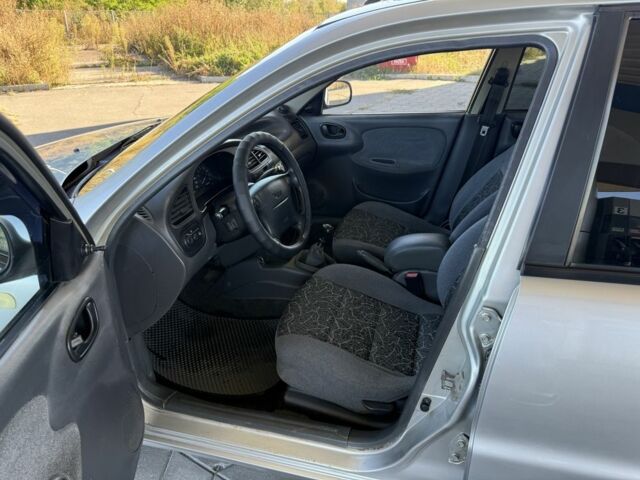 Сірий Деу Сенс, об'ємом двигуна 1.5 л та пробігом 160 тис. км за 2450 $, фото 9 на Automoto.ua