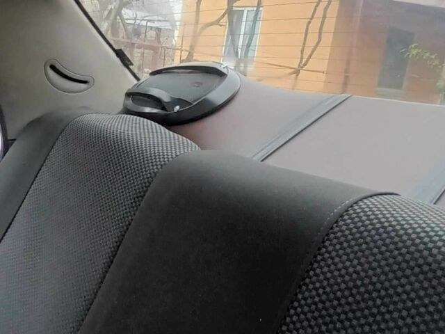 Серый Дэу Сенс, объемом двигателя 1.5 л и пробегом 230 тыс. км за 1000 $, фото 2 на Automoto.ua