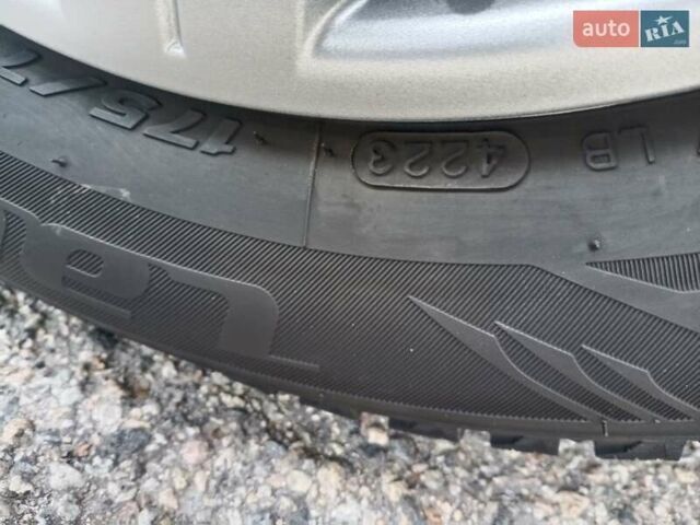 Сірий Деу Сенс, об'ємом двигуна 1.3 л та пробігом 135 тис. км за 1950 $, фото 22 на Automoto.ua