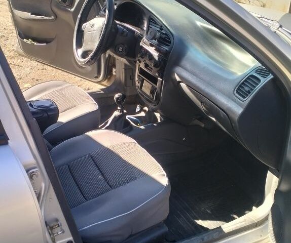 Серый Дэу Сенс, объемом двигателя 0 л и пробегом 268 тыс. км за 2500 $, фото 3 на Automoto.ua