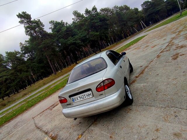 Деу Сенс 2006 у Славуте на Automoto.ua Сірий Деу Сенс, об'ємом двигуна 1.3 л та пробігом 250 тис. км за 1599 $, фото 2 на Automoto.ua