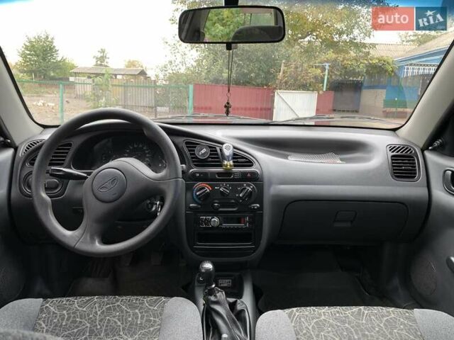 Деу Сенс 2006 у Липовце на Automoto.ua Сірий Деу Сенс, об'ємом двигуна 1.3 л та пробігом 219 тис. км за 950 $, фото 8 на Automoto.ua