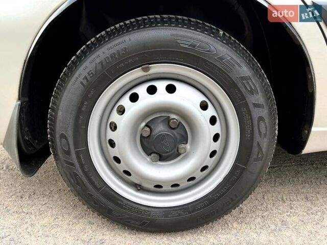 Сірий Деу Сенс, об'ємом двигуна 1.3 л та пробігом 35 тис. км за 3100 $, фото 28 на Automoto.ua