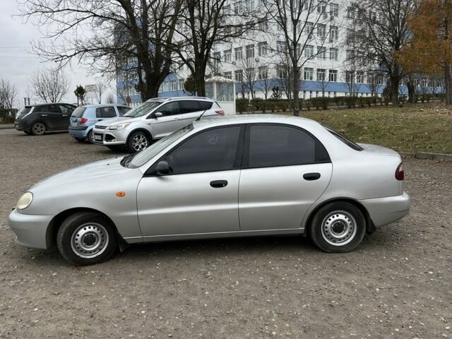 Сірий Деу Сенс, об'ємом двигуна 1.3 л та пробігом 220 тис. км за 2600 $, фото 3 на Automoto.ua