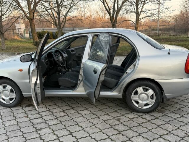 Серый Дэу Сенс, объемом двигателя 1.5 л и пробегом 310 тыс. км за 2350 $, фото 6 на Automoto.ua