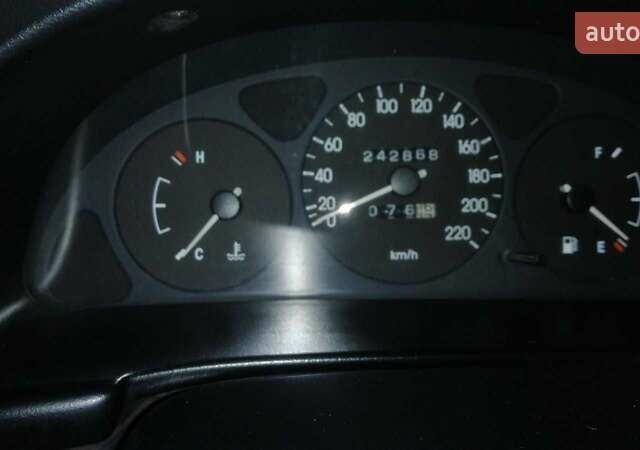 Серый Дэу Сенс, объемом двигателя 1.5 л и пробегом 242 тыс. км за 1100 $, фото 1 на Automoto.ua