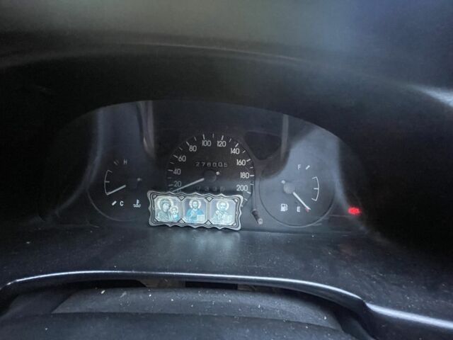 Дэу Сенс 2006 в Киеве на Automoto.ua Серый Дэу Сенс, объемом двигателя 1.5 л и пробегом 276 тыс. км за 2350 $, фото 5 на Automoto.ua