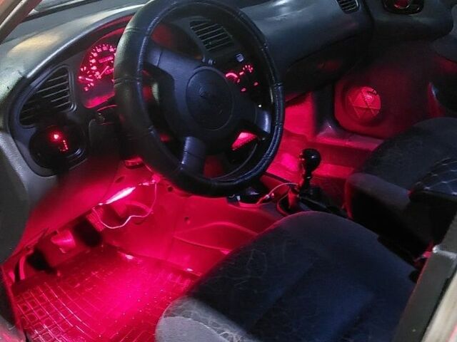 Сірий Деу Сенс, об'ємом двигуна 1.5 л та пробігом 350 тис. км за 1800 $, фото 5 на Automoto.ua