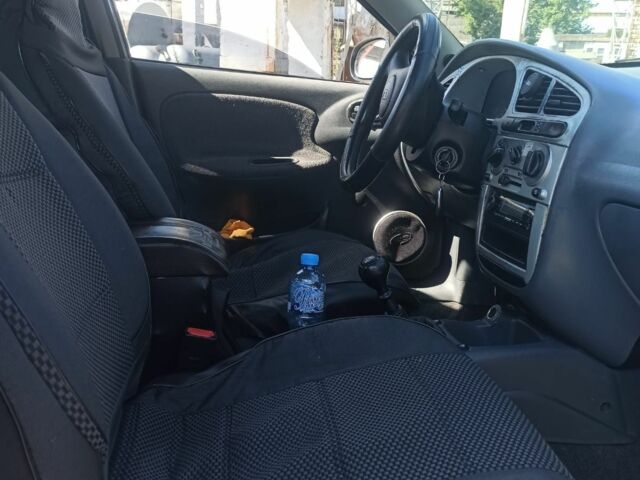 Серый Дэу Сенс, объемом двигателя 1.5 л и пробегом 400 тыс. км за 2000 $, фото 1 на Automoto.ua