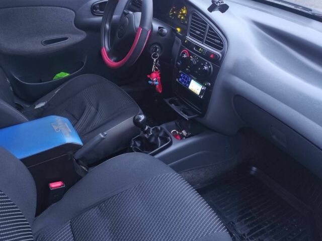 Сірий Деу Сенс, об'ємом двигуна 1.5 л та пробігом 215 тис. км за 2100 $, фото 1 на Automoto.ua