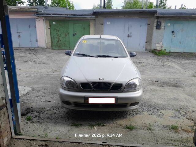 Сірий Деу Сенс, об'ємом двигуна 1.3 л та пробігом 45 тис. км за 2000 $, фото 3 на Automoto.ua