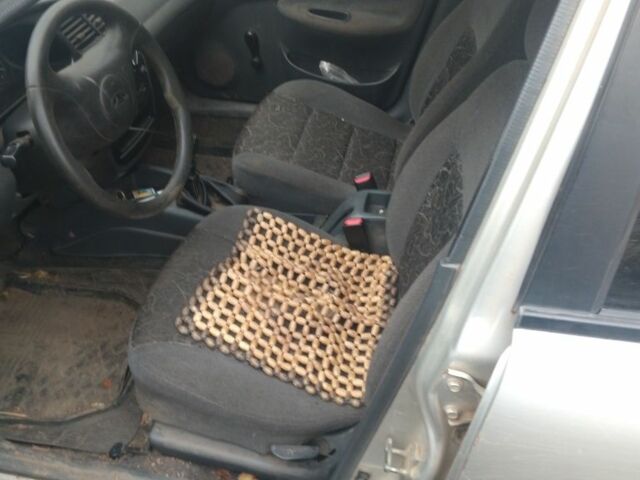 Сірий Деу Сенс, об'ємом двигуна 1.6 л та пробігом 329 тис. км за 1100 $, фото 3 на Automoto.ua