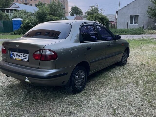 Серый Дэу Сенс, объемом двигателя 1.5 л и пробегом 180 тыс. км за 2799 $, фото 2 на Automoto.ua