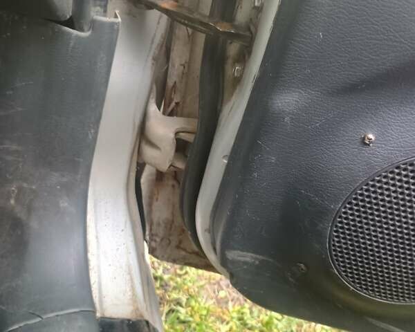 Сірий Деу Сенс, об'ємом двигуна 1.3 л та пробігом 100 тис. км за 1000 $, фото 1 на Automoto.ua