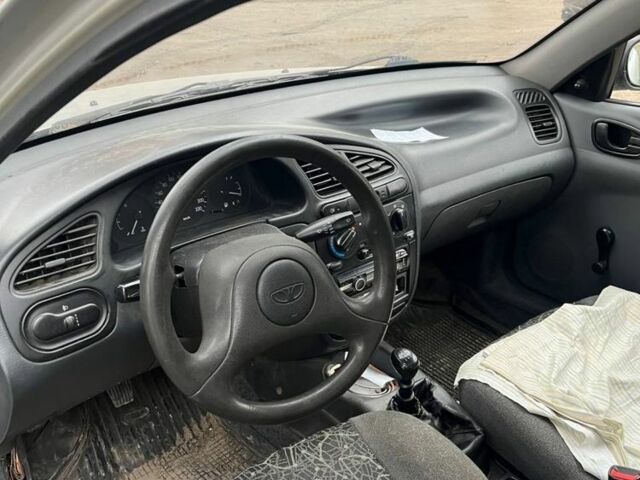 Серый Дэу Сенс, объемом двигателя 1.3 л и пробегом 170 тыс. км за 2200 $, фото 5 на Automoto.ua